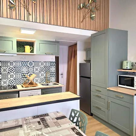 Ferienhaus Maison Renovee & Climatisee 6 Pers - A Pied - Terrasse - Parking Prive *