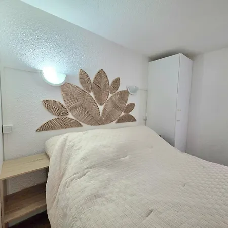 Maison Renovee & Climatisee 6 Pers - A Pied - Terrasse - Parking Prive Ferienhaus *